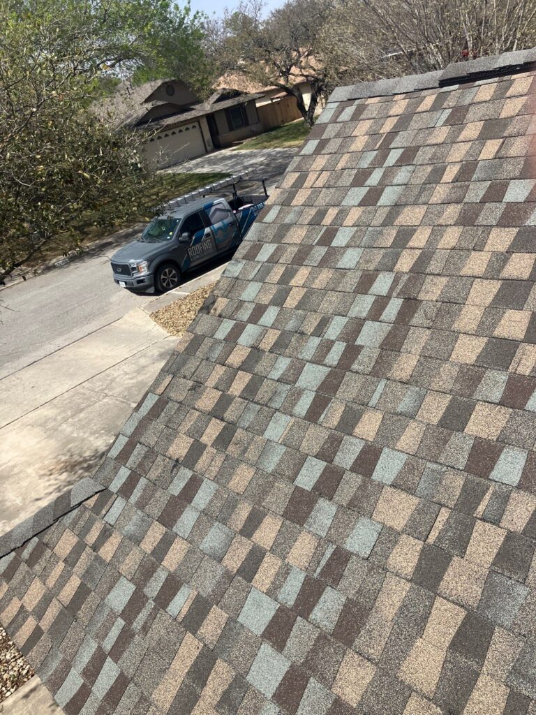 New GAF HDZ Cedar Falls shingles on a San Antonio home in 78247